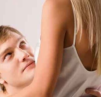 doa tepuk bantal untuk memikat wanita